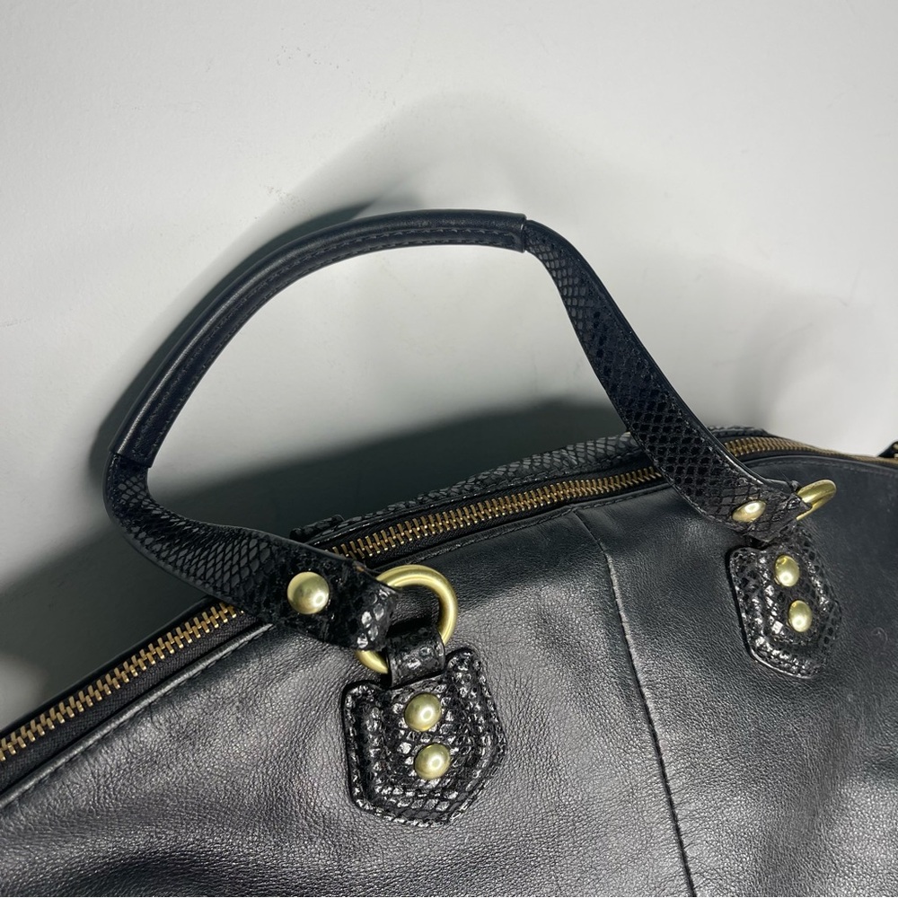 Women’s black leather Coach Ashley North south satchel purse - Picture 3 of 8